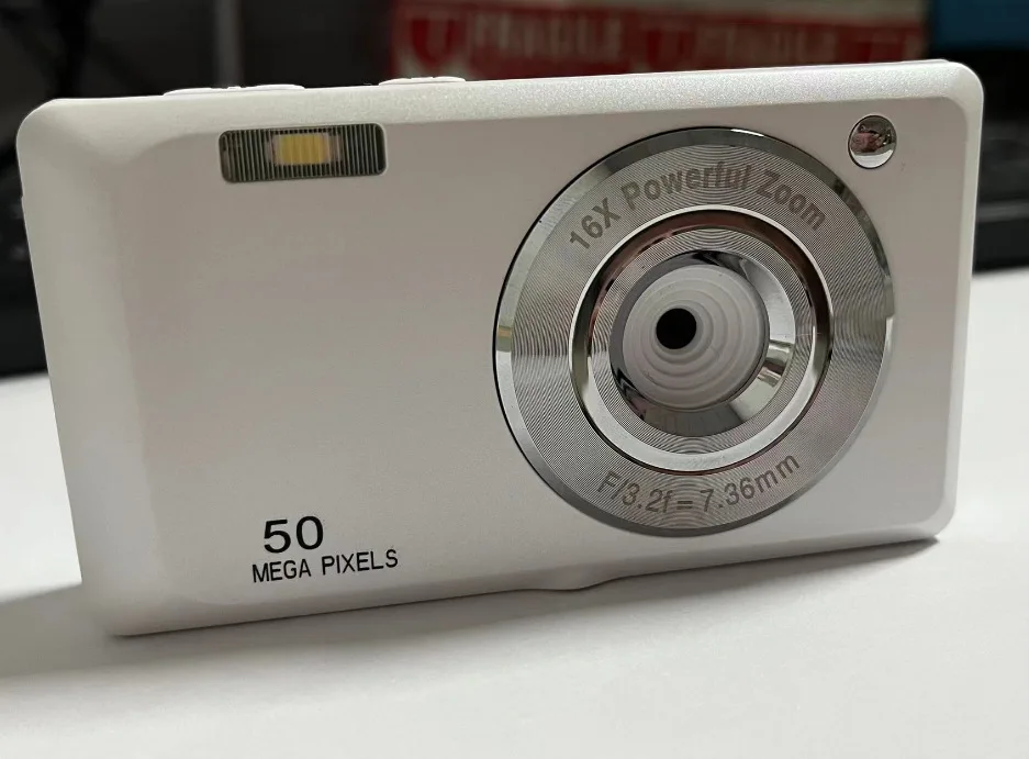 5 Million Pixel Up to 50 Million Pixels HD Selfie Digital Camera Student Entry-Level Home Travel Portable Digital Camera
5 Million Pixel Up to 50 Million Pixels HD Selfie Digital Camera Student Entry-Level Home Travel Portable Digital Camera