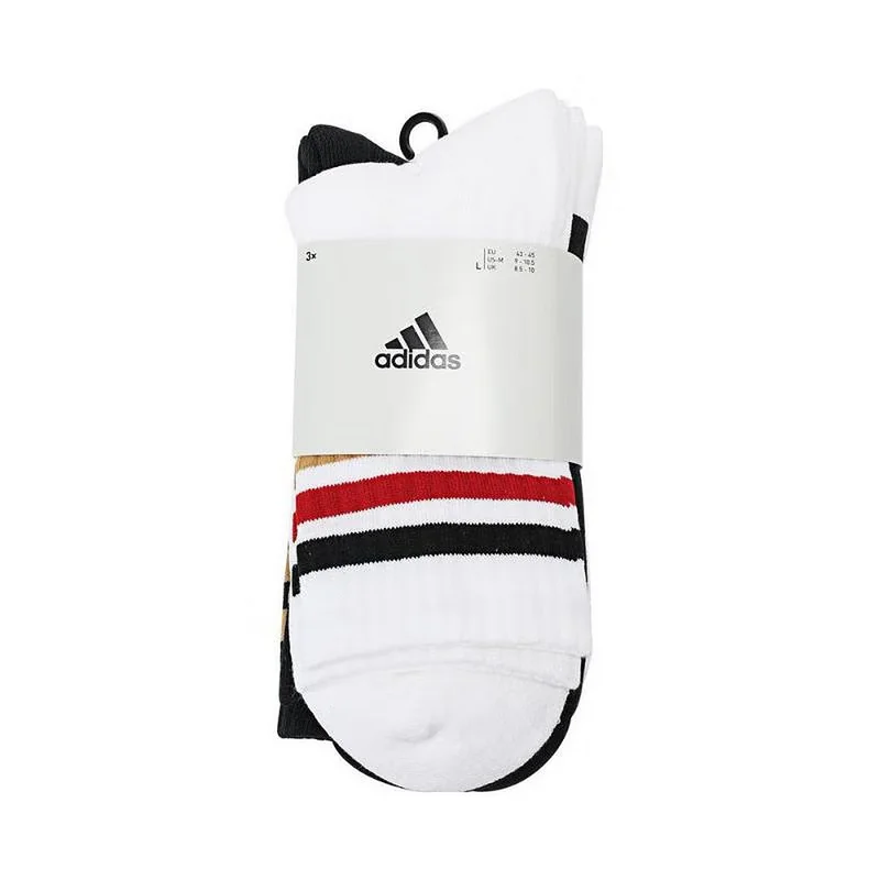 Модные спортивные носки Adidas. Разноцветные полосы, подходящие для различных сценариев спорта и отдыха.
Модные спортивные носки Adidas. Разноцветные полосы, подходящие для различных сценариев спорта и отдыха.