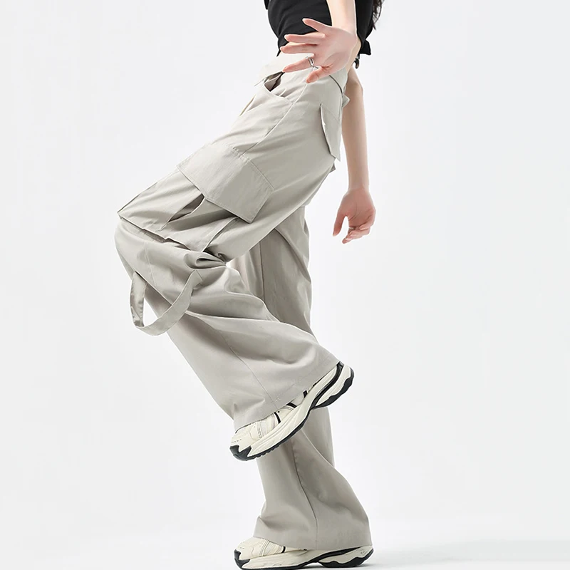 Streetwear Y2K Pockets Cargo Pants Women 2025 Fashion High Waist Baggy Sweatpants Woman Vintage Hip Hop Parachute Pants Female
Streetwear Y2K Pockets Cargo Pants Women 2025 Fashion High Waist Baggy Sweatpants Woman Vintage Hip Hop Parachute Pants Female