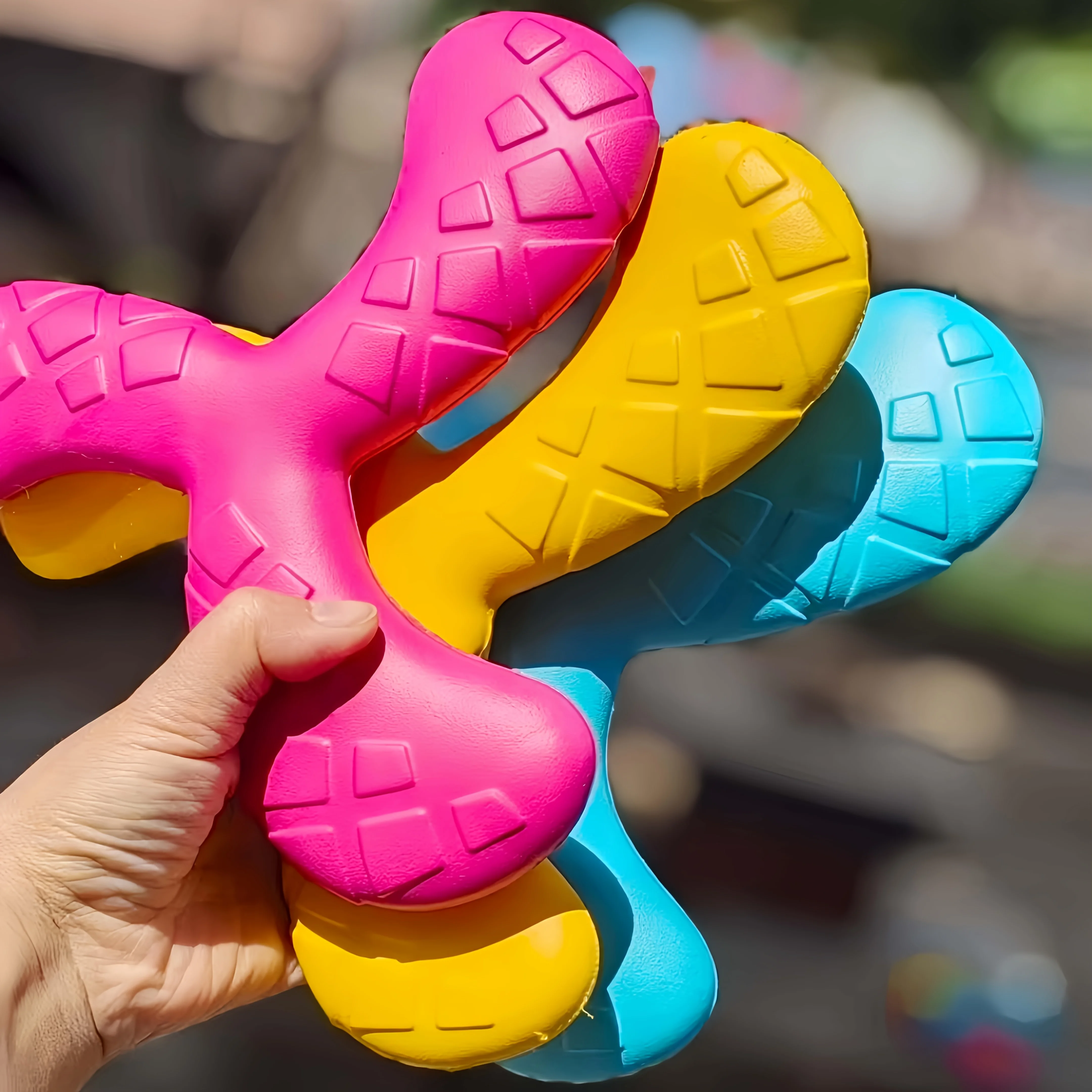 1 Pet Interactive Frisbee - Made of Durable EVA Material, Features A Floating Three-bladed Design, Ideal for Training
1 Pet Interactive Frisbee - Made of Durable EVA Material, Features A Floating Three-bladed Design, Ideal for Training