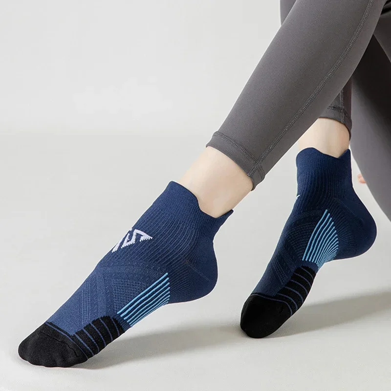 3pairs/Lot Woman Men's Socks Compression Breathable Basketball Sports Cycling Running Towel Socks High Elastic Tube Socks
3pairs/Lot Woman Men's Socks Compression Breathable Basketball Sports Cycling Running Towel Socks High Elastic Tube Socks