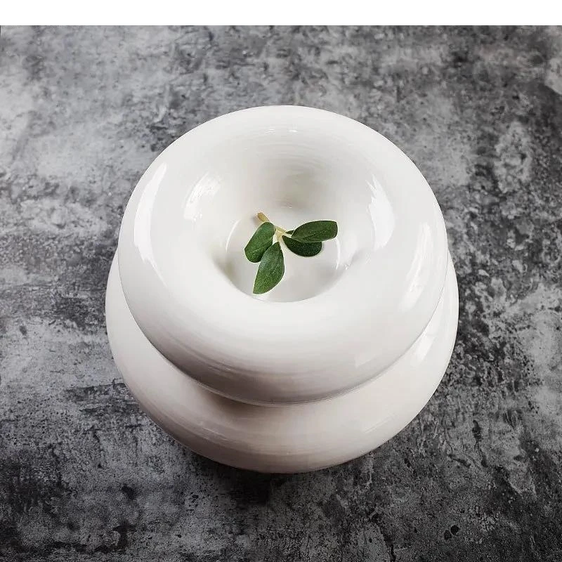 Круглая изоляционная тарелка, посуда для отеля, ресторана, украшения, сервировка десертов, домашняя кухня, белая керамическая посуда
Круглая изоляционная тарелка, посуда для отеля, ресторана, украшения, сервировка десертов, домашняя кухня, белая керамическая посуда