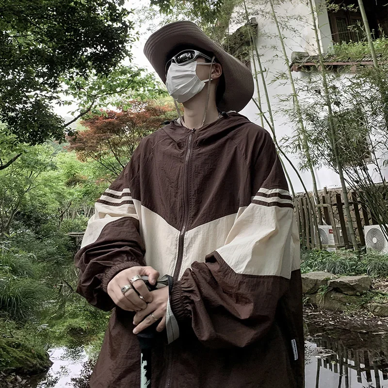Y2K Gorpcore Hooded Jacket Women Japanese Style Vintage Quick Dry Green Outerwear Oversized Harajuku Retro Thin Brown Top
Y2K Gorpcore Hooded Jacket Women Japanese Style Vintage Quick Dry Green Outerwear Oversized Harajuku Retro Thin Brown Top