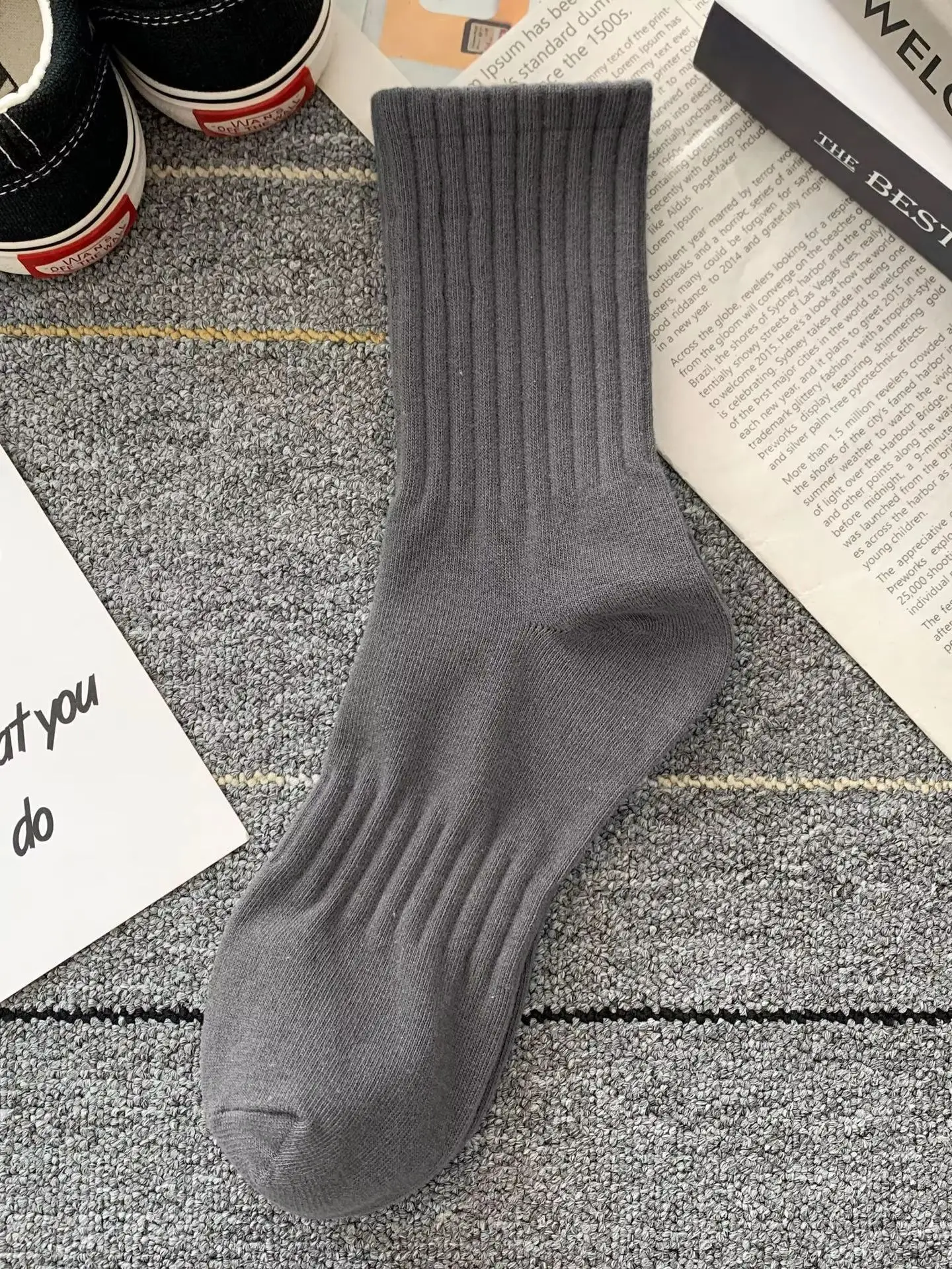 5 Pairs Men's High Rubber Band Waist Couple Mid Tube Sports Solid Socks Spring/Summer Basketball Socks Four Seasons
5 Pairs Men's High Rubber Band Waist Couple Mid Tube Sports Solid Socks Spring/Summer Basketball Socks Four Seasons
