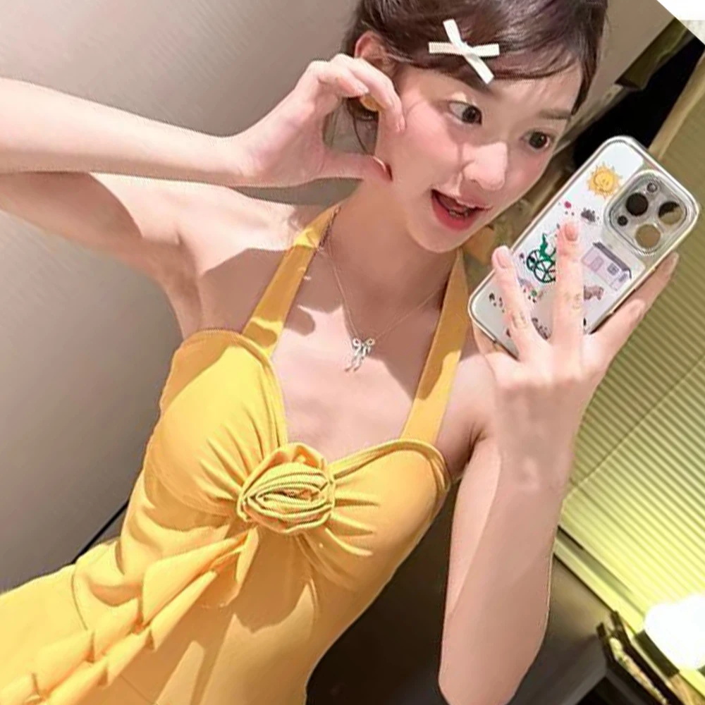 New Yellow One-Piece Swimsuit Women's High-End Sexy Beach Bikini Cute Sweet Swimsuit 2026 Hot Spring Vacation Swimsuit Women
New Yellow One-Piece Swimsuit Women's High-End Sexy Beach Bikini Cute Sweet Swimsuit 2026 Hot Spring Vacation Swimsuit Women