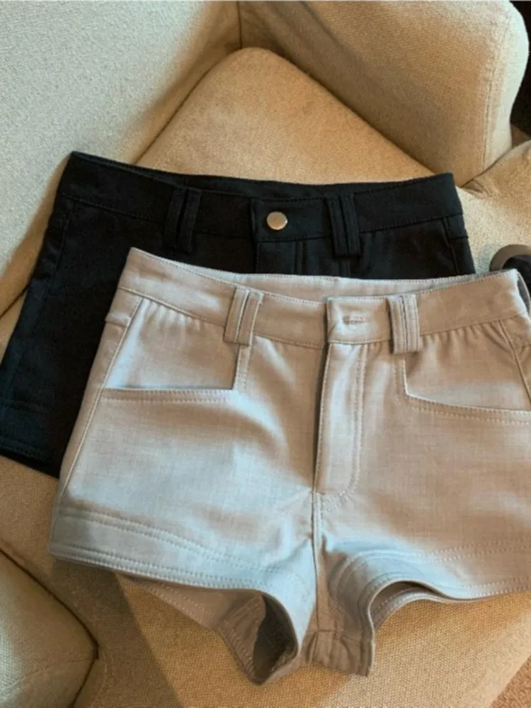 Black Suit Short Pants Women's Casual High Waist Commuter Style Fashion Slimming Versatile Pants Autumn Winter New Arrival
Black Suit Short Pants Women's Casual High Waist Commuter Style Fashion Slimming Versatile Pants Autumn Winter New Arrival