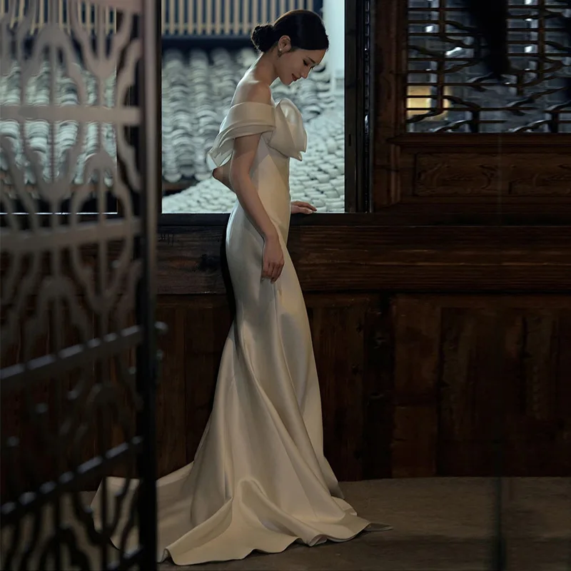 Ele атласное свадебное платье с фианитом на одно плечо, простое сказочное свадебное платье для путешествий, маленькое свадебное платье без атласных подорожей
Ele атласное свадебное платье с фианитом на одно плечо, простое сказочное свадебное платье для путешествий, маленькое свадебное платье без атласных подорожей