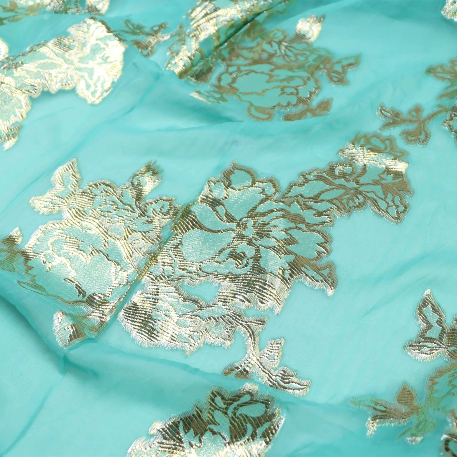 Muslim Eastern Country Original Silk Metallic Fabric Lurex Gold Shiny for Costume Women Garment Veil
Muslim Eastern Country Original Silk Metallic Fabric Lurex Gold Shiny for Costume Women Garment Veil