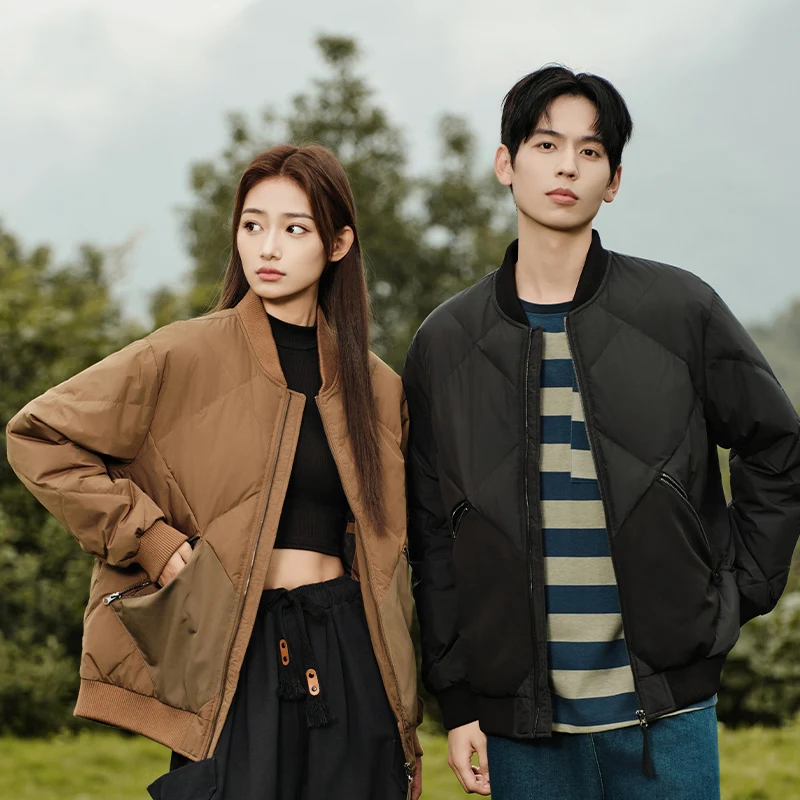 Faionable ort Stand Collar down Jaet Men's Outdoor Loose Baseball Sle Winter Top Polyester Fiber White Du down Filling
Faionable ort Stand Collar down Jaet Men's Outdoor Loose Baseball Sle Winter Top Polyester Fiber White Du down Filling