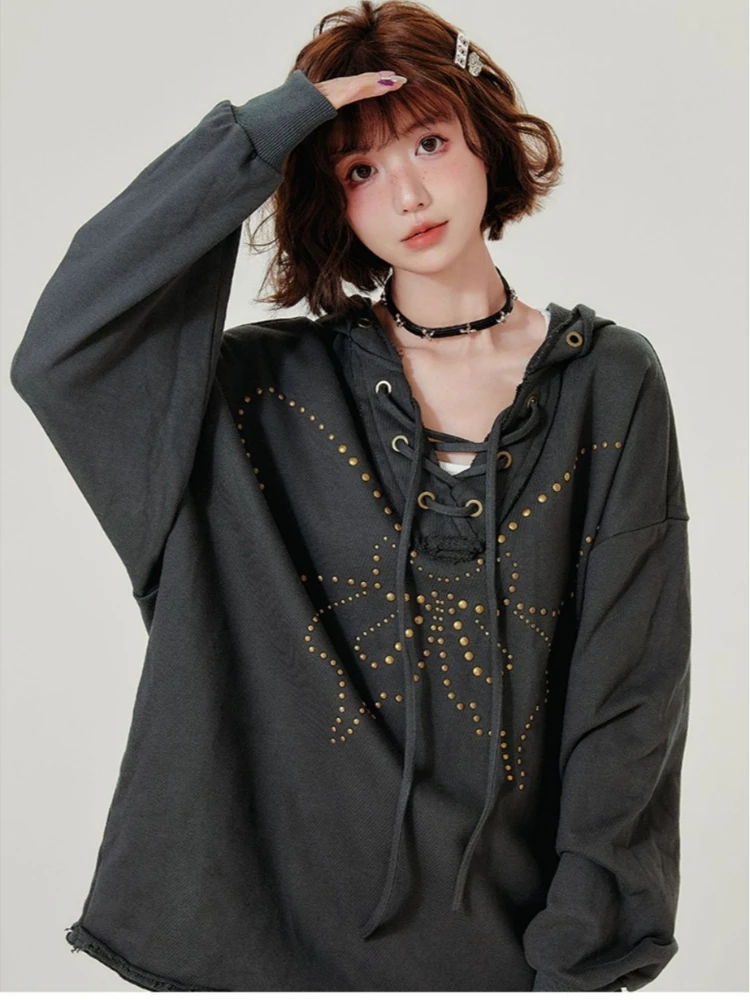 2025 Women's Y2K Gothic butterfly Rivet Hoodie - Lace-Up Neck Oversize Sweatshirt, Edgy Vintage Streetwear for Spring Autumn
2025 Women's Y2K Gothic butterfly Rivet Hoodie - Lace-Up Neck Oversize Sweatshirt, Edgy Vintage Streetwear for Spring Autumn