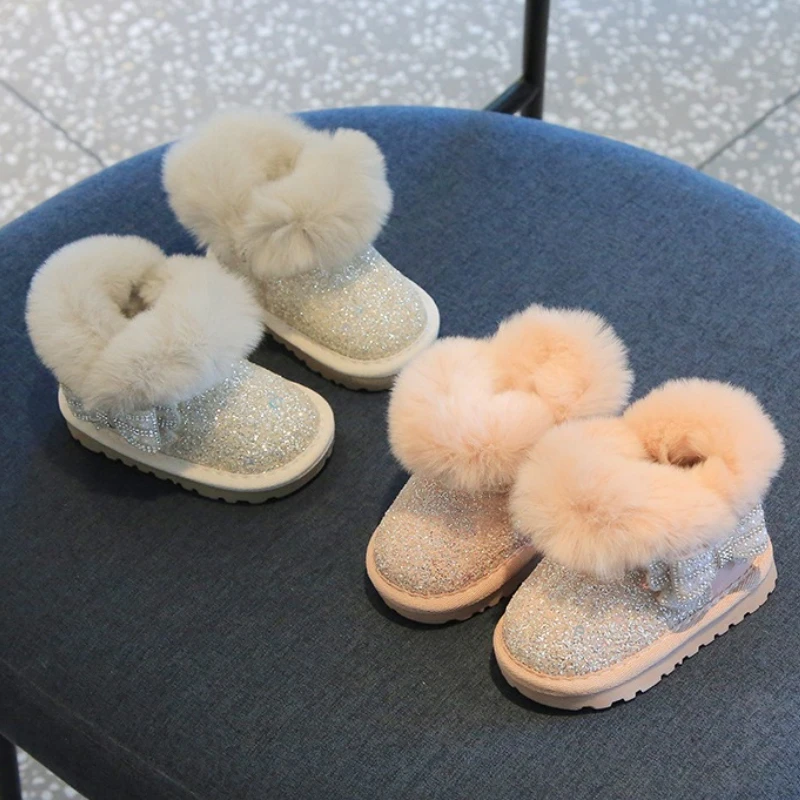 Winter Child Boots 2025New Korean Edition Girl Flat Bottom Plush Snow Boot Girl Fashion Boot Versatile Cotton Autumn Short Boots
Winter Child Boots 2025New Korean Edition Girl Flat Bottom Plush Snow Boot Girl Fashion Boot Versatile Cotton Autumn Short Boots