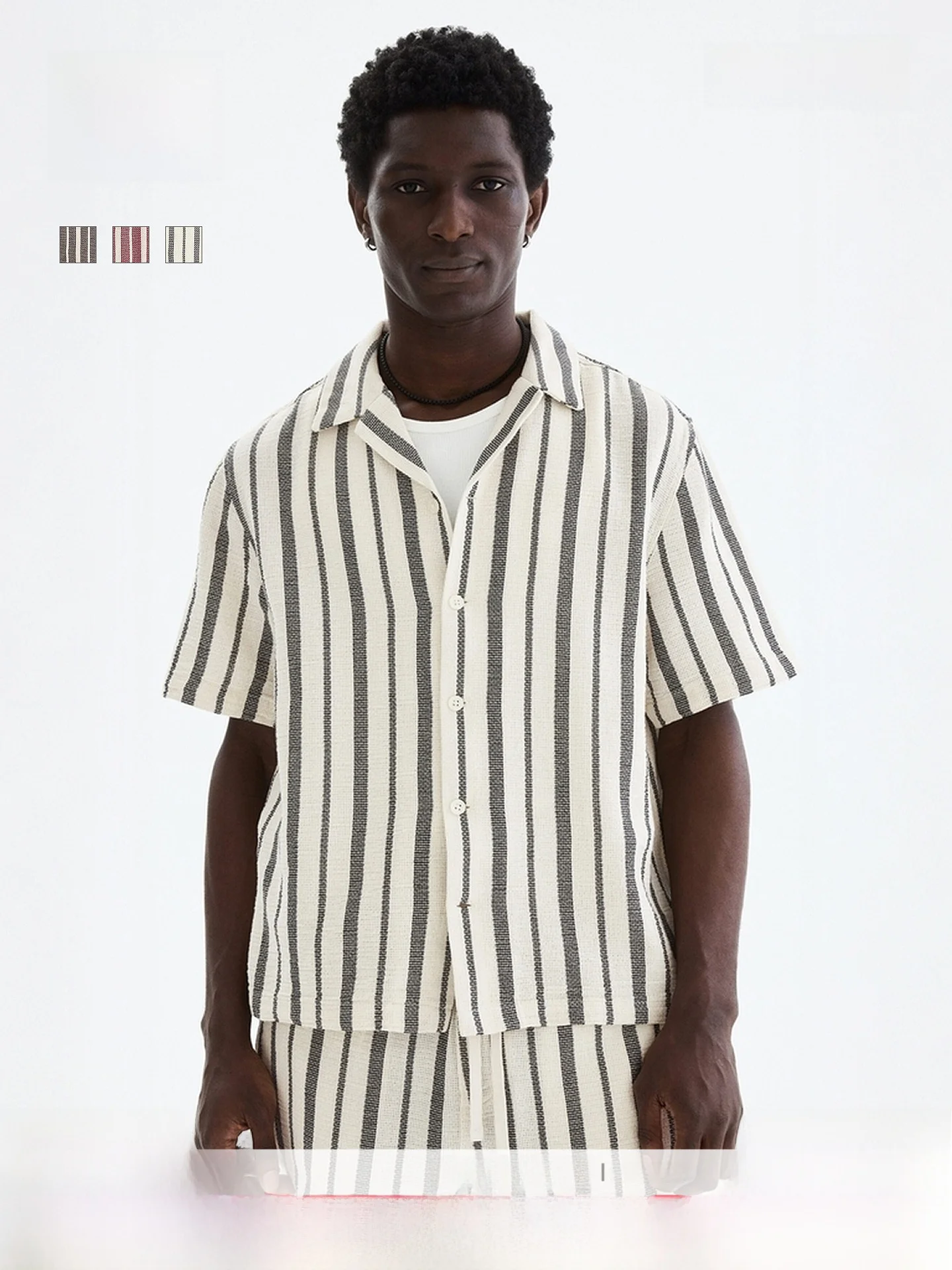 H&M Men's Shirt Standard Fit Fashionable Elegance Trendy Summer New Arrival Button up Casual Cotton Polyester Rayon Shirt
H&M Men's Shirt Standard Fit Fashionable Elegance Trendy Summer New Arrival Button up Casual Cotton Polyester Rayon Shirt
