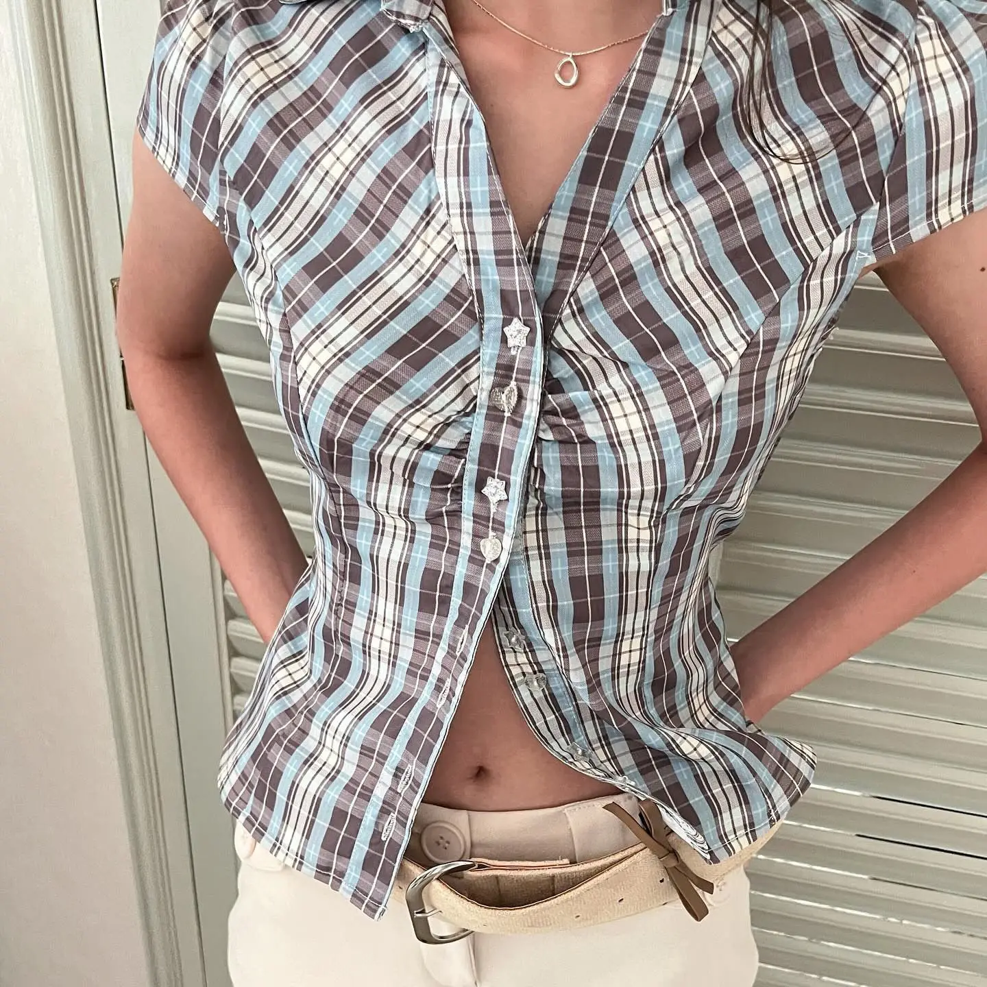 Onalippa Retro Color Blocking Plaid Slimming American Spicy Girl Basic Casual Waist Cinching Strap Short Sleeved Shirt Top
Onalippa Retro Color Blocking Plaid Slimming American Spicy Girl Basic Casual Waist Cinching Strap Short Sleeved Shirt Top