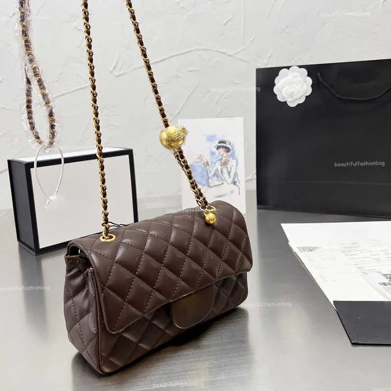 New 2025 Color Designer Shopping Crossbody Diamond Lattice Soft Shoulder Bag Gold Ball Woc Chain Flap Leather Cowhide Hasp Belts
New 2025 Color Designer Shopping Crossbody Diamond Lattice Soft Shoulder Bag Gold Ball Woc Chain Flap Leather Cowhide Hasp Belts
