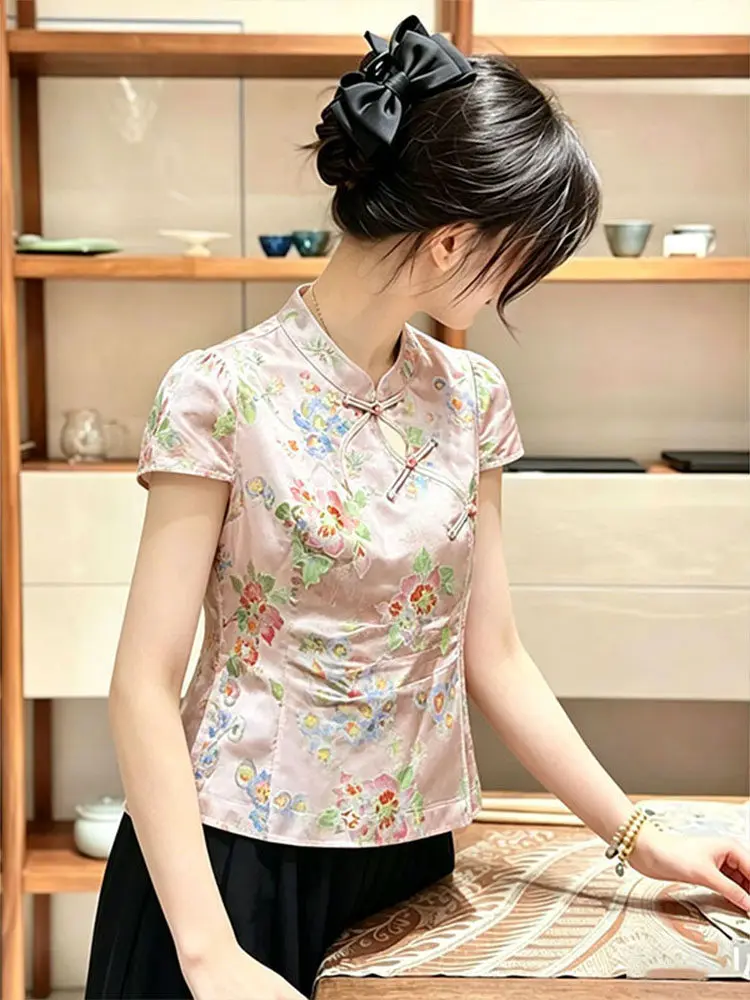 New Chinese Style Short Sleeve T-Shirt Women's Print Button Design Slim Fit Casual Top Waist Cinching Stand Collar Summer 2026
New Chinese Style Short Sleeve T-Shirt Women's Print Button Design Slim Fit Casual Top Waist Cinching Stand Collar Summer 2026