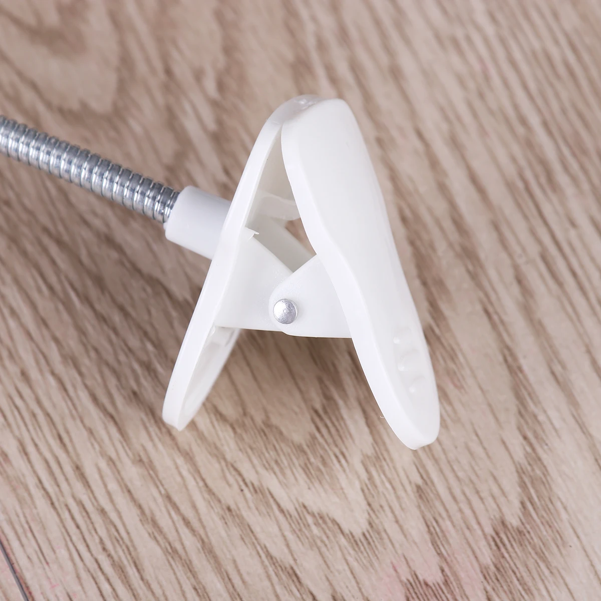 LED Eye Protection Desk Lamp Clip Adjustable Reading Light Powered Clamp Lamp No Glare Flexible Rotation Blue Gooseneck
LED Eye Protection Desk Lamp Clip Adjustable Reading Light Powered Clamp Lamp No Glare Flexible Rotation Blue Gooseneck