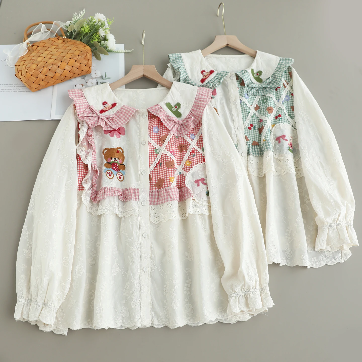 Japanese Sweet Lolita Mori Girl Cartoon Embroidery Plaid Patchwork Cotton Shirt Women Peter Pan Collar Long Sleeve Casual Blouse
Japanese Sweet Lolita Mori Girl Cartoon Embroidery Plaid Patchwork Cotton Shirt Women Peter Pan Collar Long Sleeve Casual Blouse