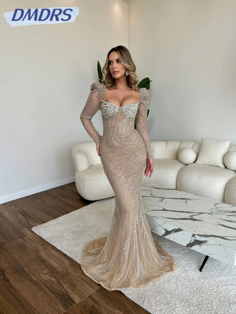 Shiny Beaded Crystal Mermaid Evening Dress Romantic Sweetheart Neck Wedding Party Gown Customized Long Sleeve Prom Dresses
Shiny Beaded Crystal Mermaid Evening Dress Romantic Sweetheart Neck Wedding Party Gown Customized Long Sleeve Prom Dresses