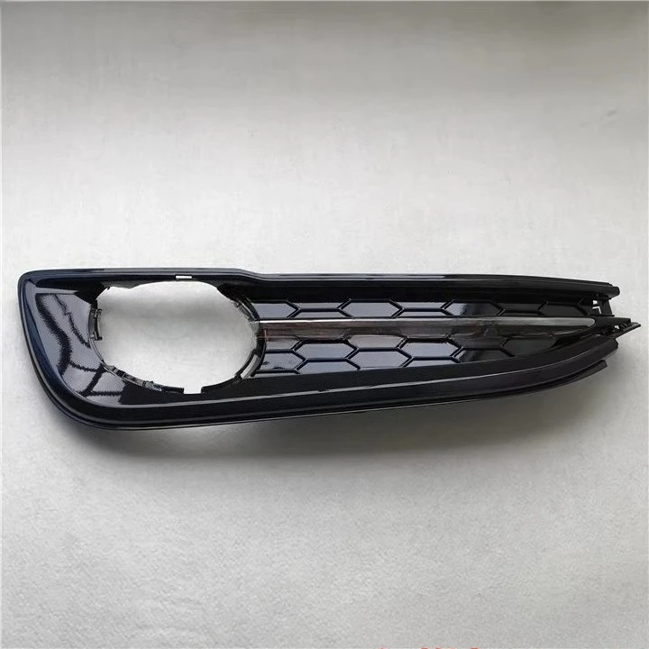 1pc for CIVIC 9.5 Generation 14-15 SI version front bumper fog lighting panel fog light grille
1pc for CIVIC 9.5 Generation 14-15 SI version front bumper fog lighting panel fog light grille