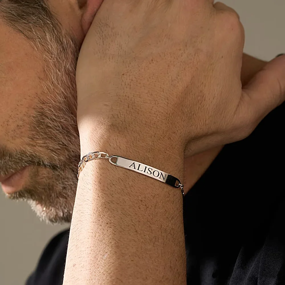 Custom Engraved Name Bracelet for Men Gold Stainless Steel Maille Figaro Chain Personalized Gift for Boyfriend Jewelry 1 dollar
Custom Engraved Name Bracelet for Men Gold Stainless Steel Maille Figaro Chain Personalized Gift for Boyfriend Jewelry 1 dollar