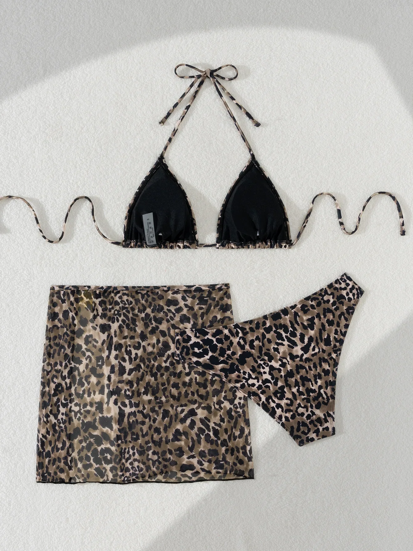 2025 New Leopard Print 3-piece Swimsuit Women's Sexy Triangle Bra Push Up Bikini Set Suspender Backless Beach Skirt Swimwear
2025 New Leopard Print 3-piece Swimsuit Women's Sexy Triangle Bra Push Up Bikini Set Suspender Backless Beach Skirt Swimwear