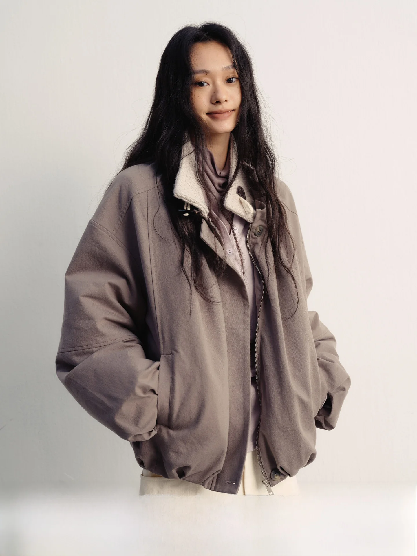 Зимняя женская куртка Lvetong Original Design: вязаная, с воротником-стойкой, пэчворк, свободного кроя, с объемными цветами, на молнии, из хлопка
Зимняя женская куртка Lvetong Original Design: вязаная, с воротником-стойкой, пэчворк, свободного кроя, с объемными цветами, на молнии, из хлопка