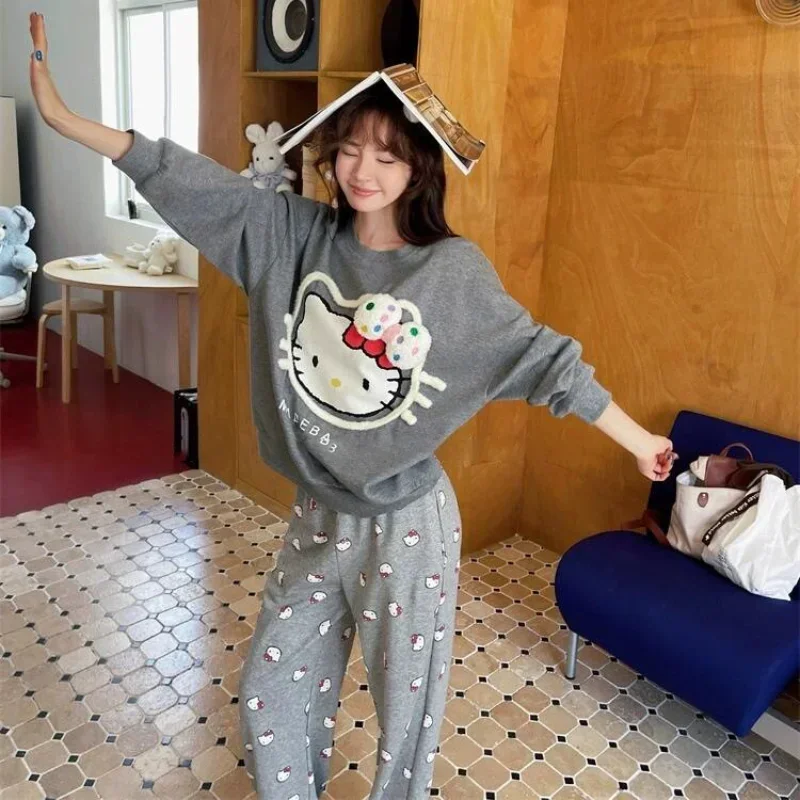 Hello Kitty pajamas cartoon pure cotton Sanrio two-piece set long-sleeved trousers Hello Kitty loungewear Sanli women's pajamas
Hello Kitty pajamas cartoon pure cotton Sanrio two-piece set long-sleeved trousers Hello Kitty loungewear Sanli women's pajamas