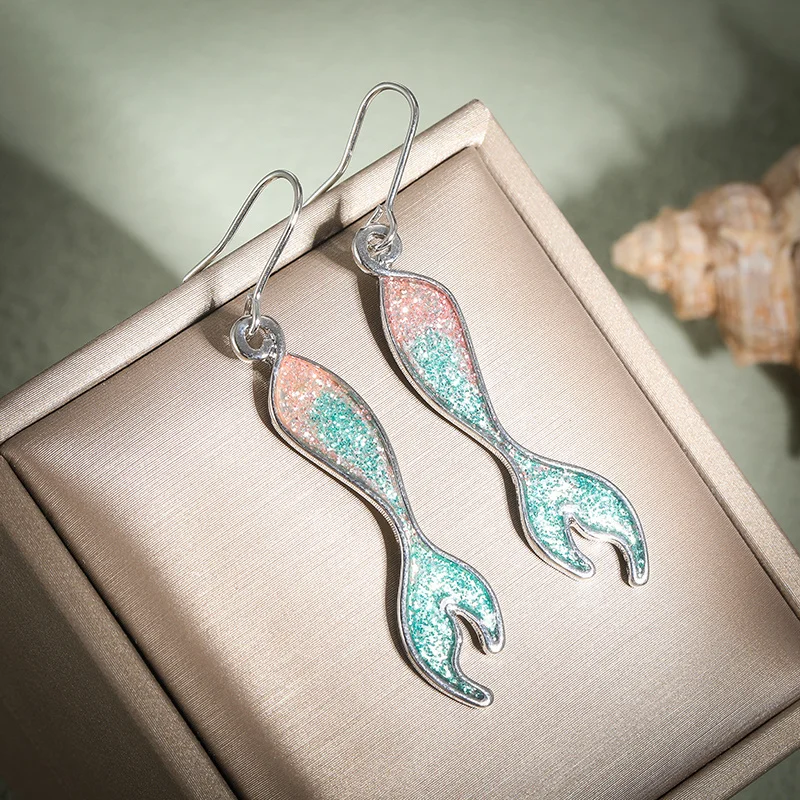 Unique Design Pink and Blue Color Crystal Fish Tail Style Earrings Ladies' Sweet and Romantic Banquet Party Jewelry Gifts
Unique Design Pink and Blue Color Crystal Fish Tail Style Earrings Ladies' Sweet and Romantic Banquet Party Jewelry Gifts