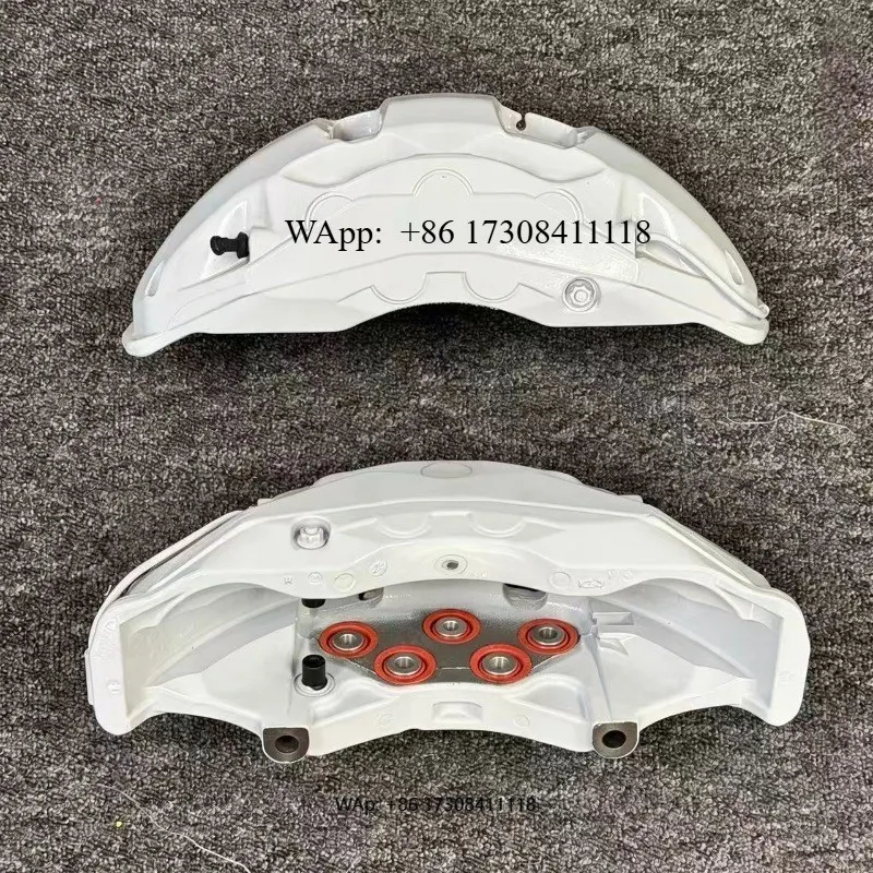 Upgrade Big Brake Kit 6/4 Piston and Electric Calipers with Steel Disc for G63
Upgrade Big Brake Kit 6/4 Piston and Electric Calipers with Steel Disc for G63