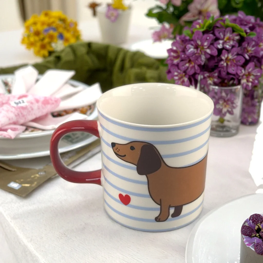 Cute Dachshund Dog Striped Ceramic Mug - 300ml Coffee Cup with Red Handle, Gift for Dog Lovers
Cute Dachshund Dog Striped Ceramic Mug - 300ml Coffee Cup with Red Handle, Gift for Dog Lovers
