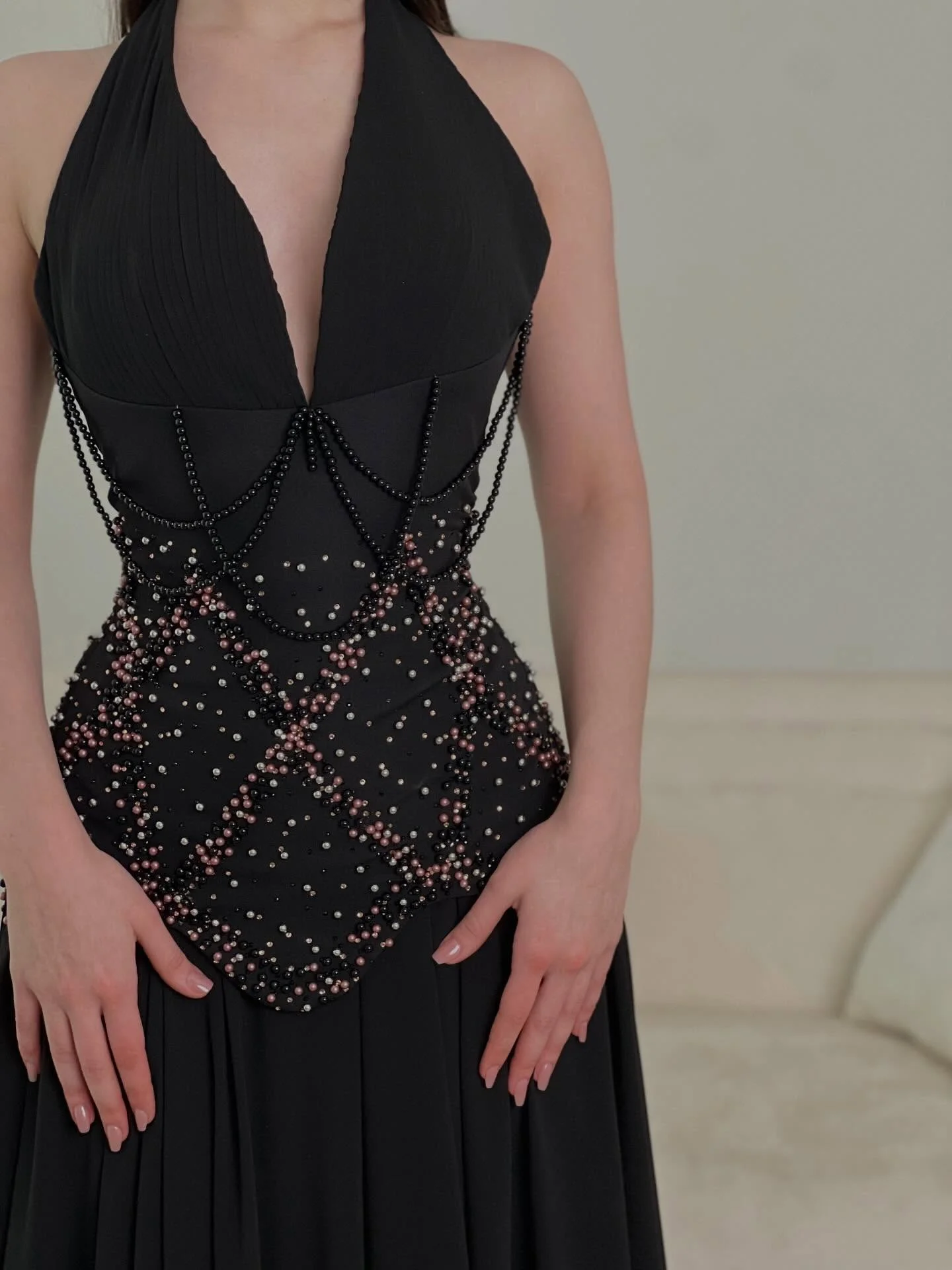 Arabian Night Saudi Elegant V-Neck Backless Luxurious Women's Evening Dresses Prom Gowns Brown Customized nidel & red dresses
Arabian Night Saudi Elegant V-Neck Backless Luxurious Women's Evening Dresses Prom Gowns Brown Customized nidel & red dresses