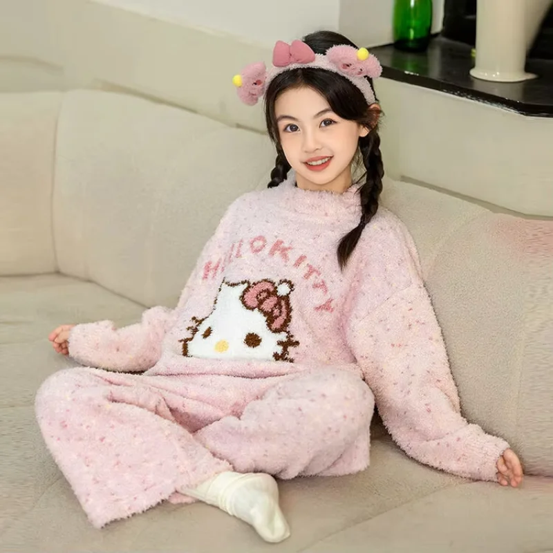 Детский плюшевый пижамный комплект Sanrio Hello Kitty, домашняя одежда с героями мультфильмов в стиле аниме Kawaii, удобная фланелевая повседневная домашняя одежда с принтом для девочек
Детский плюшевый пижамный комплект Sanrio Hello Kitty, домашняя одежда с героями мультфильмов в стиле аниме Kawaii, удобная фланелевая повседневная домашняя одежда с принтом для девочек