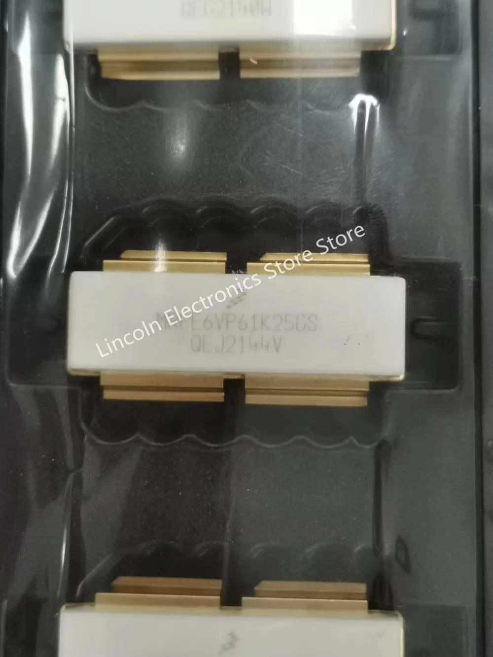 MRFE6VP61K25GS Оригинальный высокочастотный модуль радиочастотной микроволновой связи, гарантия качества, поставка партии, преимущество цены
MRFE6VP61K25GS Оригинальный высокочастотный модуль радиочастотной микроволновой связи, гарантия качества, поставка партии, преимущество цены
