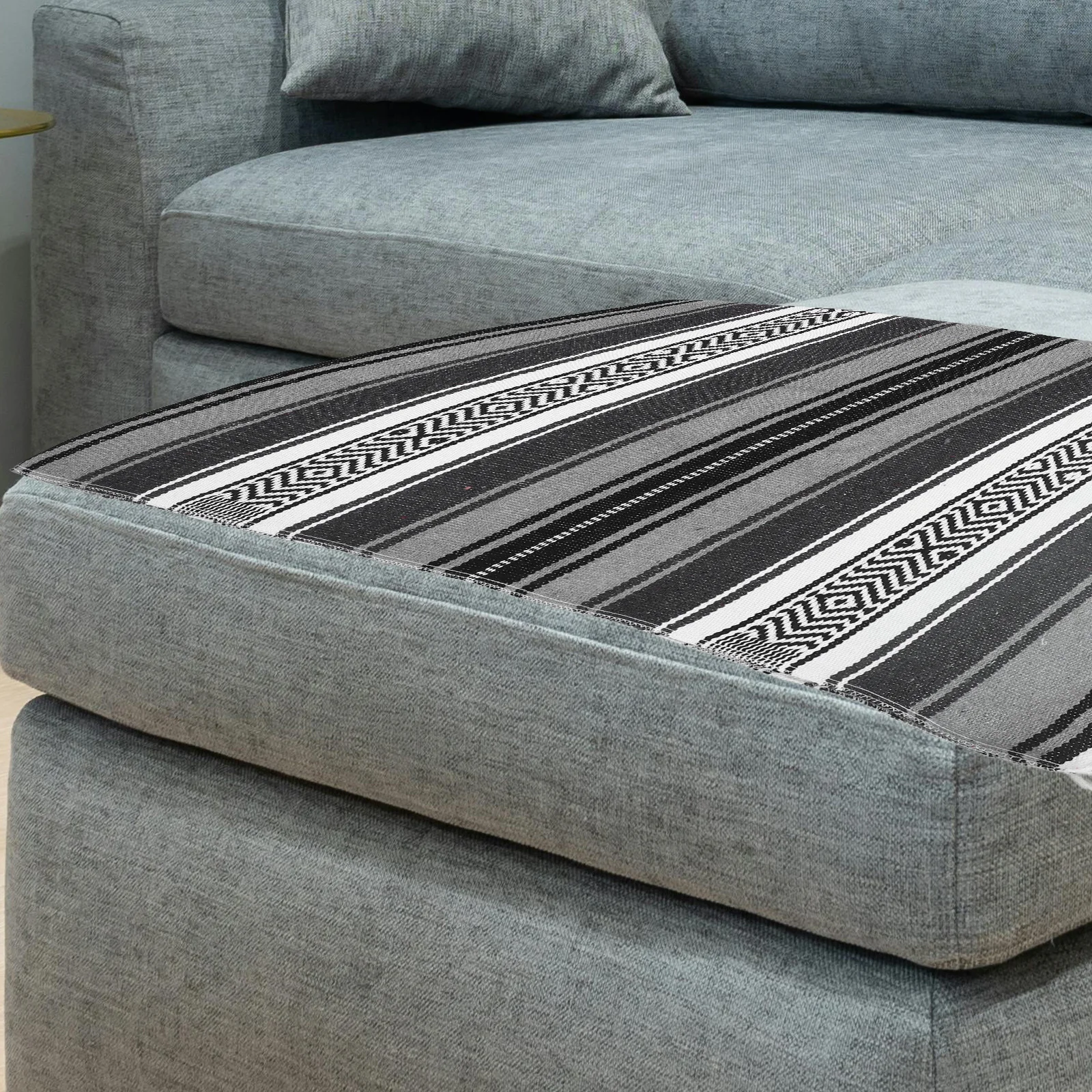 Mexican Blanket Yoga Mat 130X180Cm Thick Soft Polyester Cotton Blend For Sofa Bed Car Home Decor Woven Blanket Grey
Mexican Blanket Yoga Mat 130X180Cm Thick Soft Polyester Cotton Blend For Sofa Bed Car Home Decor Woven Blanket Grey