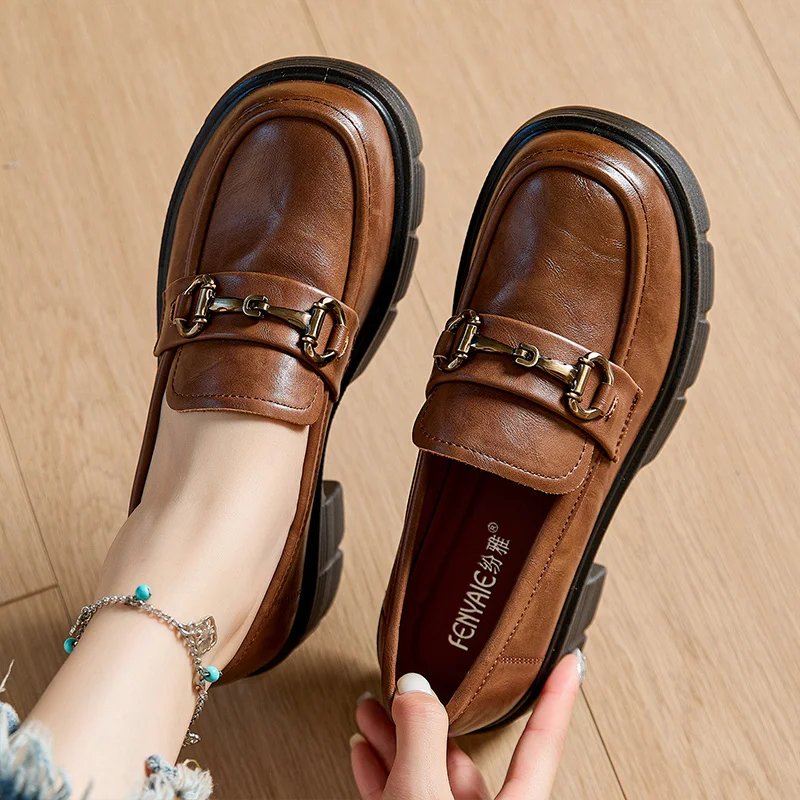 Women Metal Horsebit Platform Loafers Thick Block Heel Slip On Vintage Leather Shoes Ladies Casual Office Footwear
Women Metal Horsebit Platform Loafers Thick Block Heel Slip On Vintage Leather Shoes Ladies Casual Office Footwear