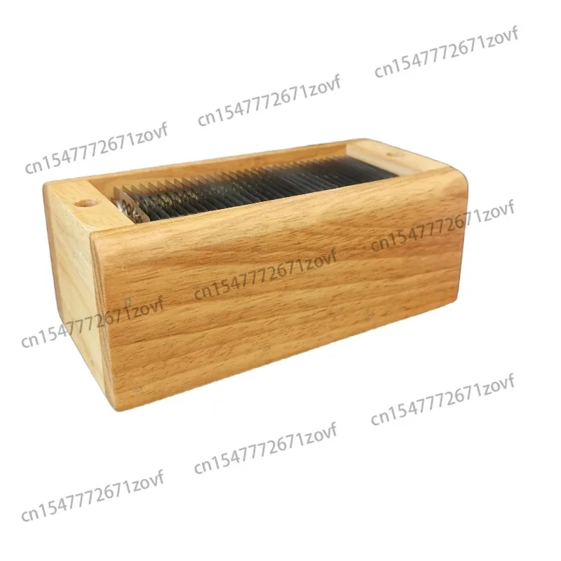 Tailor with a sharpener to cut powder planer haute couture shop clothing cutting powder planer
Tailor with a sharpener to cut powder planer haute couture shop clothing cutting powder planer