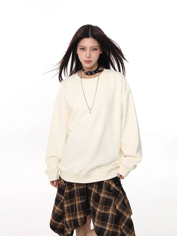 Women Sweatshirt Autumn New Round Neck Long Sleeve Loose Pullover Casual Versatile Tops Fashion Solid Color Overzised Hoodie
Women Sweatshirt Autumn New Round Neck Long Sleeve Loose Pullover Casual Versatile Tops Fashion Solid Color Overzised Hoodie