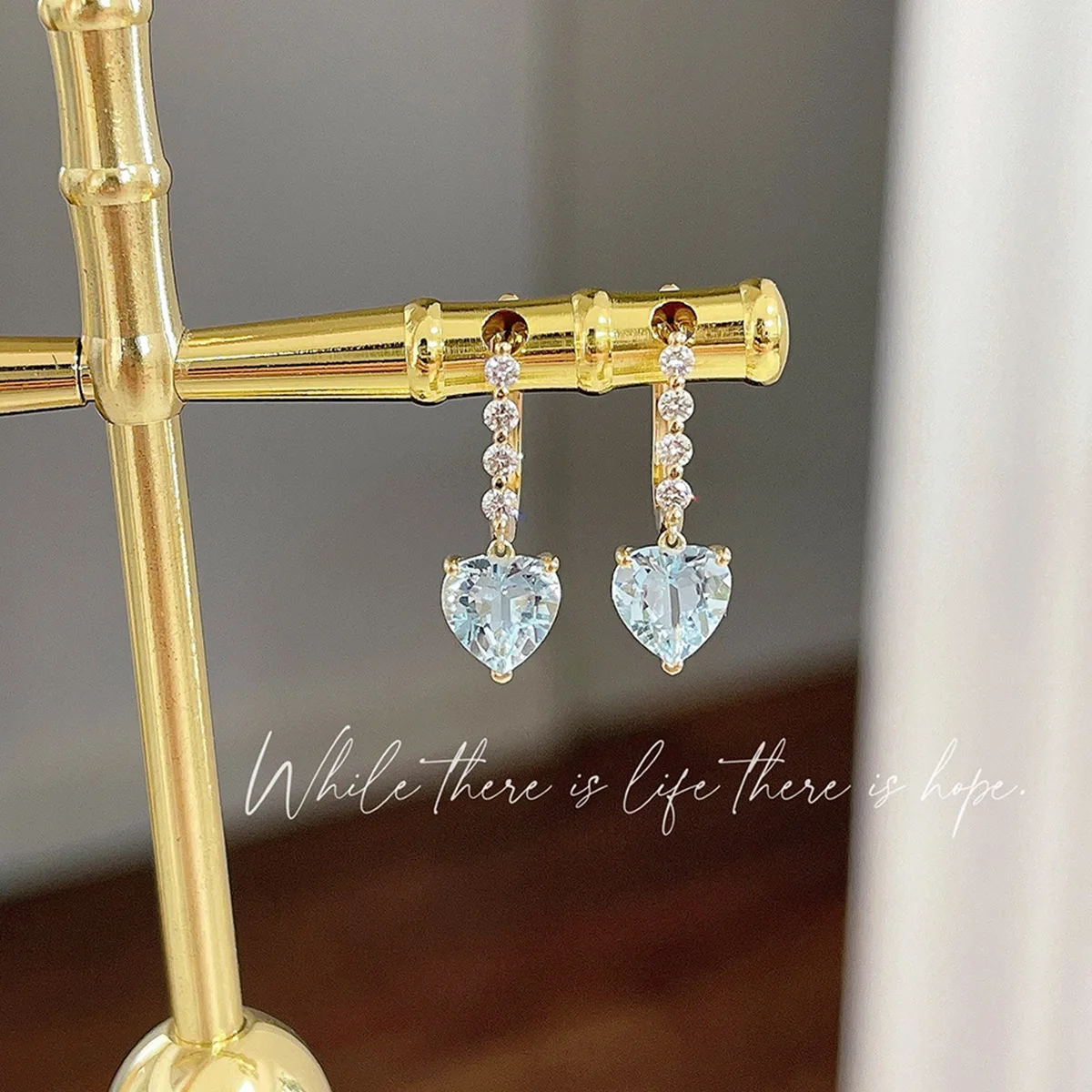 Ins Hottest 925 Pure Silver Heart Aquamarine Drop Dangle Tassel Earrings for Women Fine Jewellery AU750 Yellow Gold Ear Buckle
Ins Hottest 925 Pure Silver Heart Aquamarine Drop Dangle Tassel Earrings for Women Fine Jewellery AU750 Yellow Gold Ear Buckle