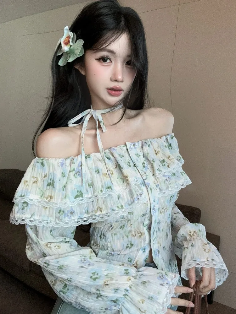 French Style Slim Fit Lace Trim Short Sleeveless Women's Shirt Summer City Walk Polyester Fiber Long Sleeve Floral Print Blouse
French Style Slim Fit Lace Trim Short Sleeveless Women's Shirt Summer City Walk Polyester Fiber Long Sleeve Floral Print Blouse