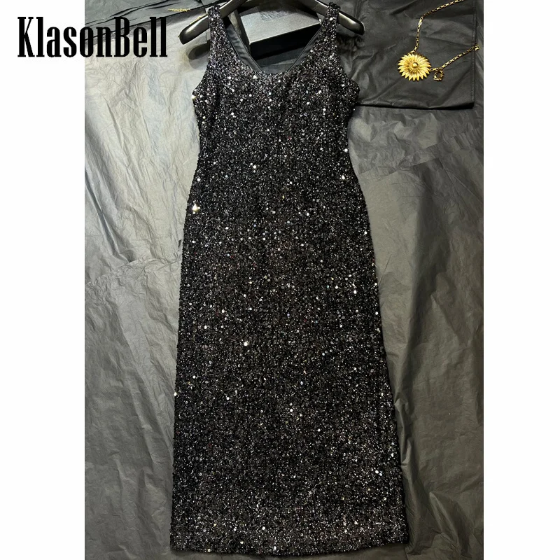 1.10 KlasonBell Luxury Fashion Bling Sequins V-Neck Sleeveless Slim Temperamen Back Split Evening Dress Women Clothes
1.10 KlasonBell Luxury Fashion Bling Sequins V-Neck Sleeveless Slim Temperamen Back Split Evening Dress Women Clothes