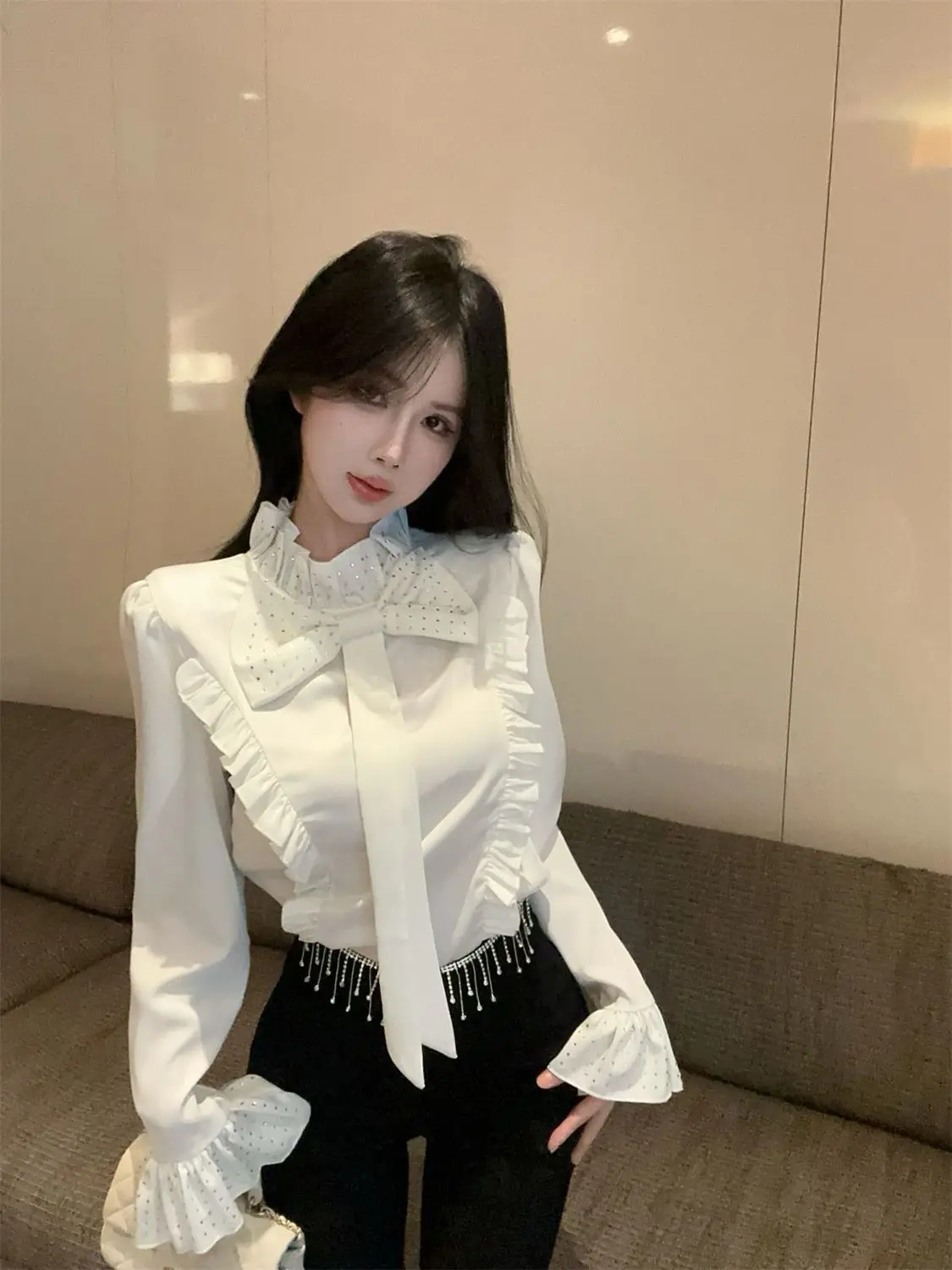 Temperament Tops Blouses Women Half High Collar Ruffles Vintage Shirts 2026 Camisas De Mujer Flare Sleeve Bow Blouse
Temperament Tops Blouses Women Half High Collar Ruffles Vintage Shirts 2026 Camisas De Mujer Flare Sleeve Bow Blouse