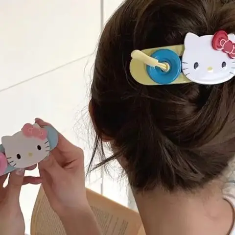Sanrio KT Cat Sweet Girl Hair Pin Bangs Side Clip Hello Kitty Button Hair Clip Large Duckbill Clip Woman Barrette Hair Accessori
Sanrio KT Cat Sweet Girl Hair Pin Bangs Side Clip Hello Kitty Button Hair Clip Large Duckbill Clip Woman Barrette Hair Accessori