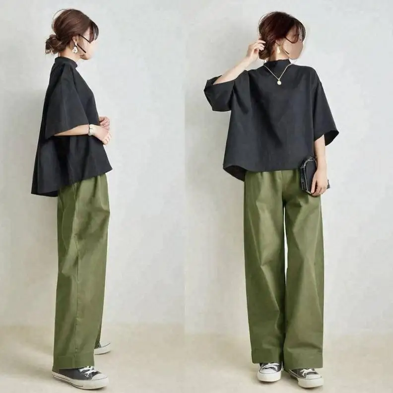 Свободный черный топ с воротником-стойкой и широкие брюки, женский летний комплект Faion, повседневные шикарные футболки в офисном стиле
Свободный черный топ с воротником-стойкой и широкие брюки, женский летний комплект Faion, повседневные шикарные футболки в офисном стиле