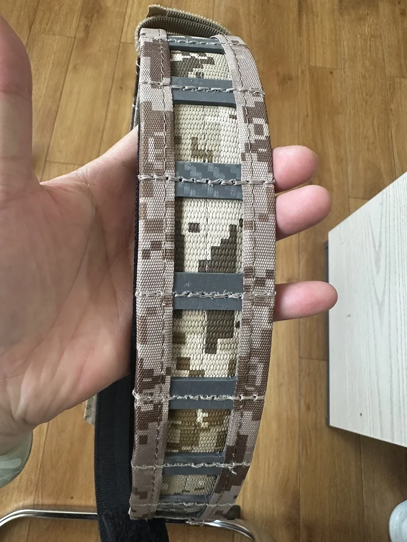 Outdoor Sports MOLLE Belt
Outdoor Sports MOLLE Belt