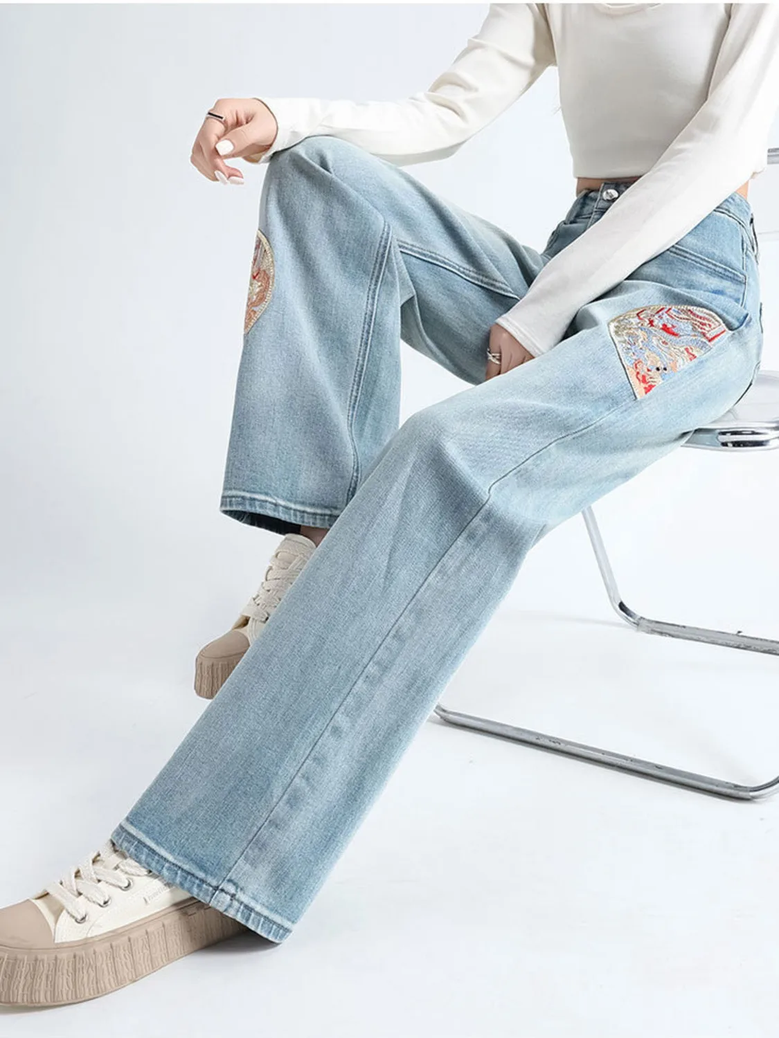 Women Vintage Wash Wide Leg Jeans Colorful Embroidery Patchwork High Waist Denim Pants Y2K Streetwear
Women Vintage Wash Wide Leg Jeans Colorful Embroidery Patchwork High Waist Denim Pants Y2K Streetwear