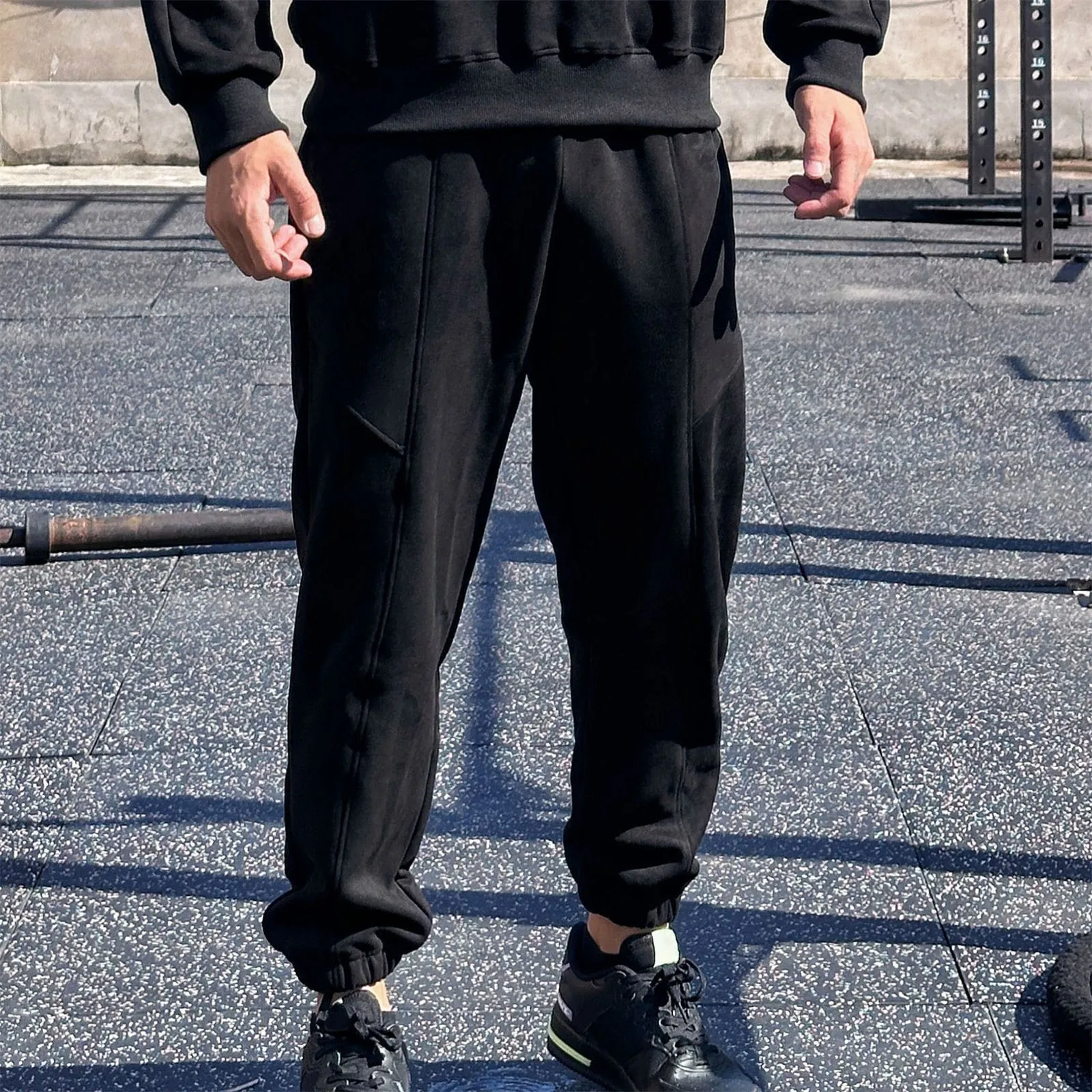 Men's Spring And Fall Solid Color Suede Thick Pants Elastic Waist Lace Up Mid Waist Casual Sweatpants Simple Apparel
Men's Spring And Fall Solid Color Suede Thick Pants Elastic Waist Lace Up Mid Waist Casual Sweatpants Simple Apparel