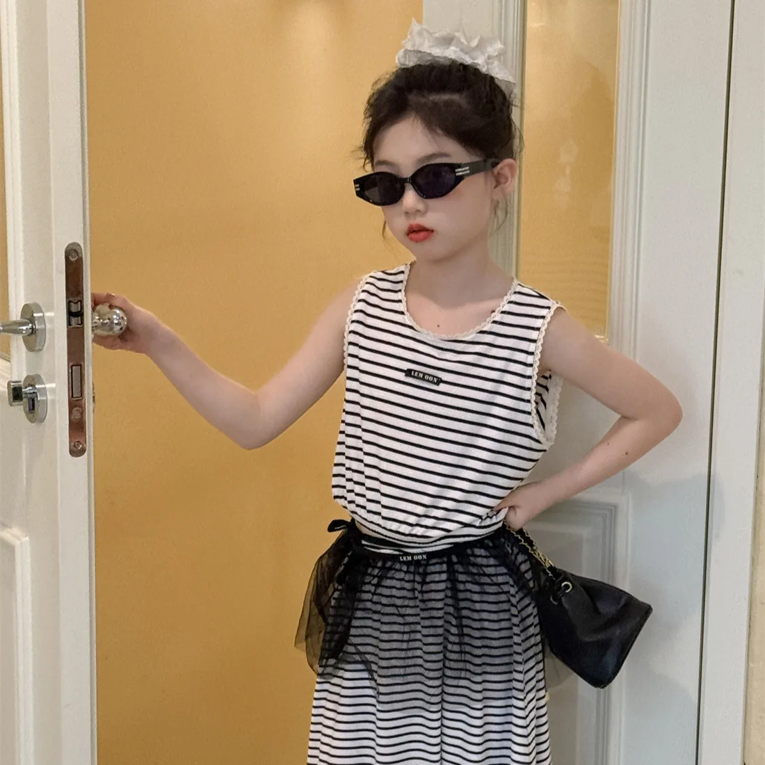 Girls Suit 2025 Summer New Childrens Clothing Korean Style Girl Baby Loose Knit Vest Skirt Two Sets Casual Simple Daily
Girls Suit 2025 Summer New Childrens Clothing Korean Style Girl Baby Loose Knit Vest Skirt Two Sets Casual Simple Daily