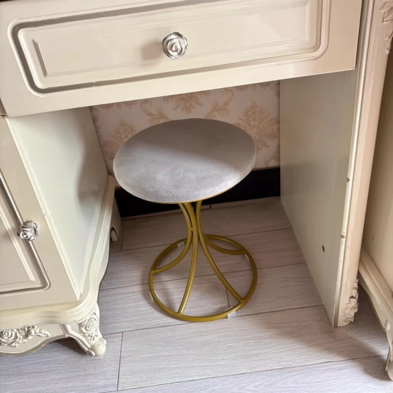 Nordic Vanity Stool, Velvet Makeup Stool, Modern Dressing Table , Home Bar Stool, Upholstered Seat with Backrest
Nordic Vanity Stool, Velvet Makeup Stool, Modern Dressing Table , Home Bar Stool, Upholstered Seat with Backrest