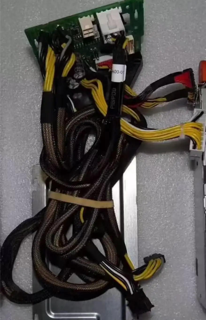 0W6N4 ДЛЯ DELL R7415 R540 Сервер с возможностью горячей замены, маленькая плата, задняя плата
0W6N4 ДЛЯ DELL R7415 R540 Сервер с возможностью горячей замены, маленькая плата, задняя плата