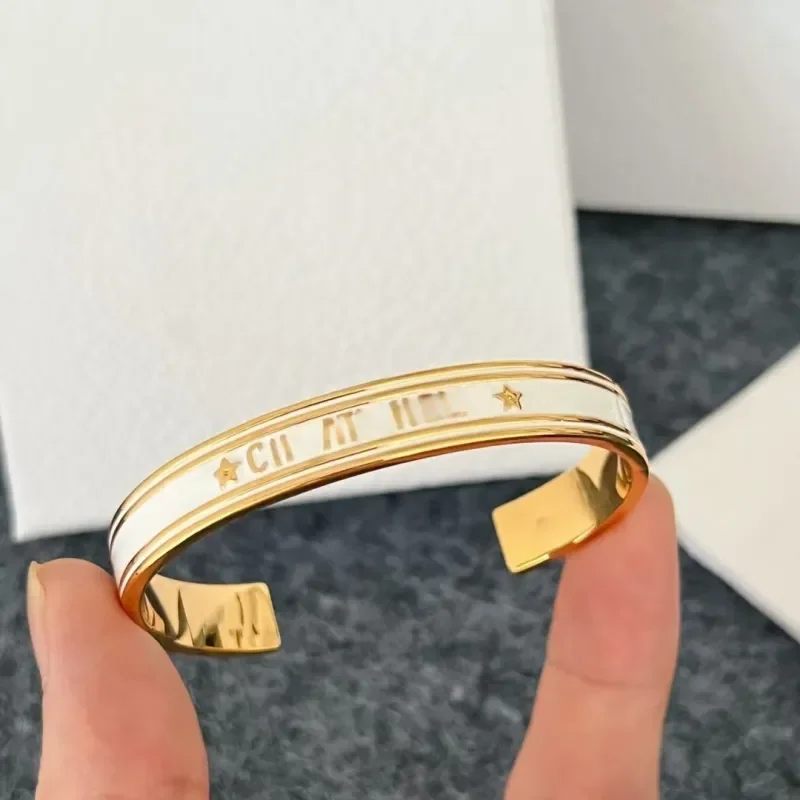 bracelet designer for women jewelry designer bracelet men stainless steel gold open bangle Hiphop Rock Party woman designer bangle bracelet wholesale gift
bracelet designer for women jewelry designer bracelet men stainless steel gold open bangle Hiphop Rock Party woman designer bangle bracelet wholesale gift